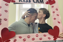 Messenger_creation_EF93B97D-496A-4A85-9E1E-FB4A6495BB15