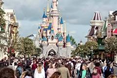 676057431_122110160211097910_8210486928517679359_n