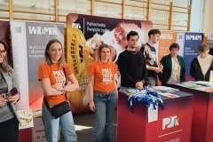 18ed70b9-a70a-4d15-8332-0b849951fb6e