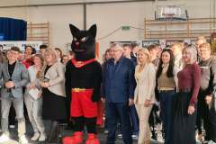 273e405b-2c49-4973-927c-f8fec499b47c-1