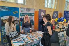 e63aea34-907c-480f-b1f3-0009b5185635